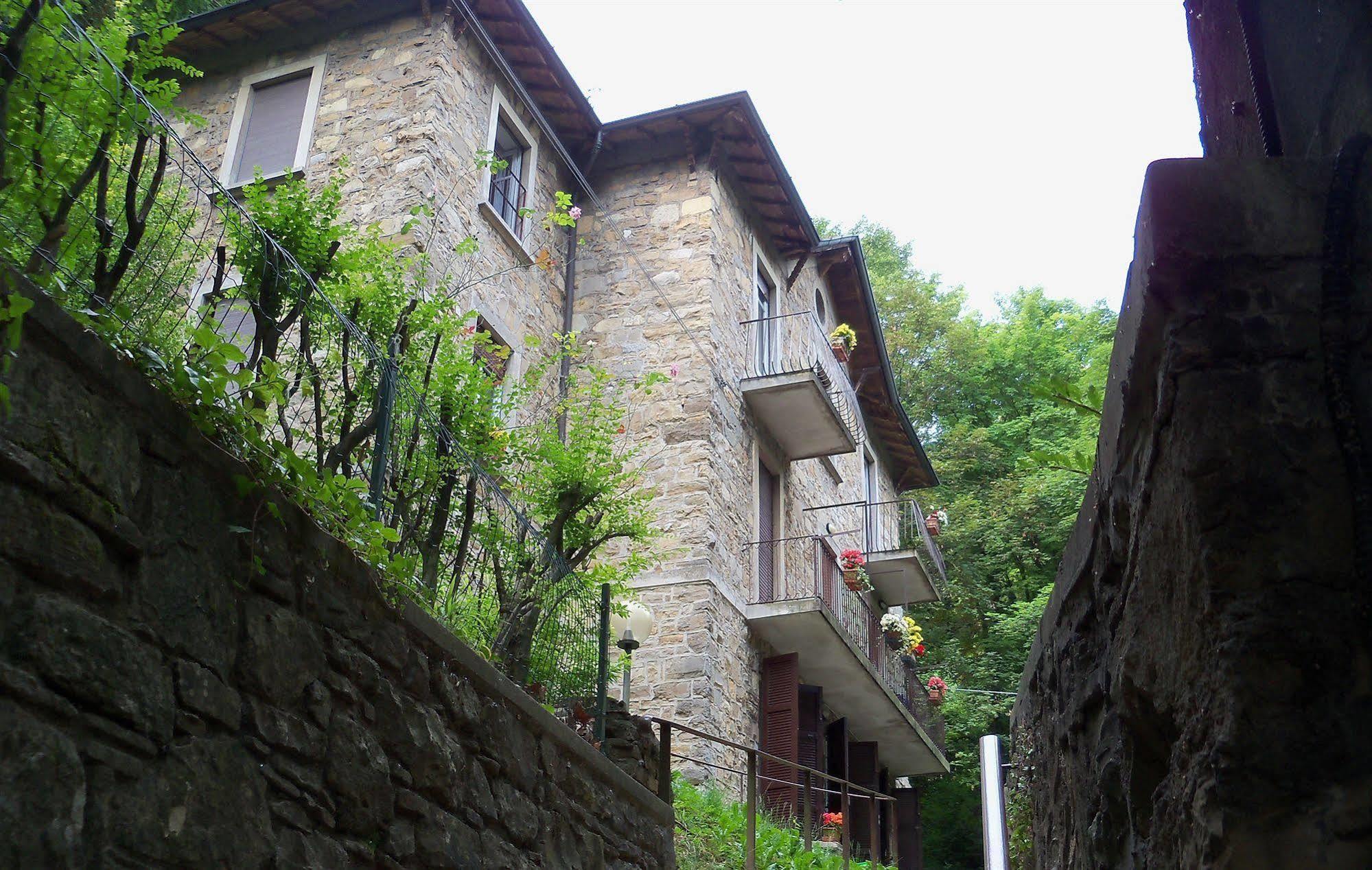 B&B I Ghiri Bergamo Exteriör bild