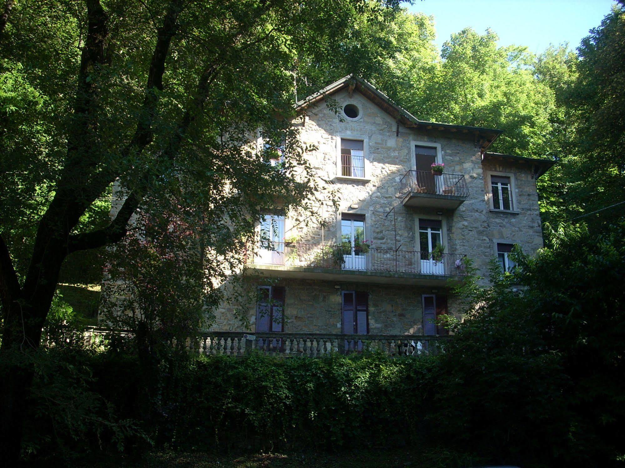 B&B I Ghiri Bergamo Exteriör bild